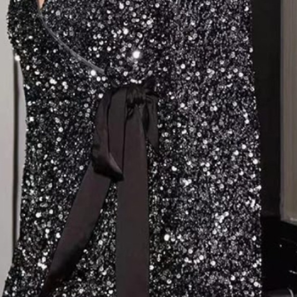 ANTHROPOLOGIE SEQUIN ROMPER   NWT - Picture 10 of 12